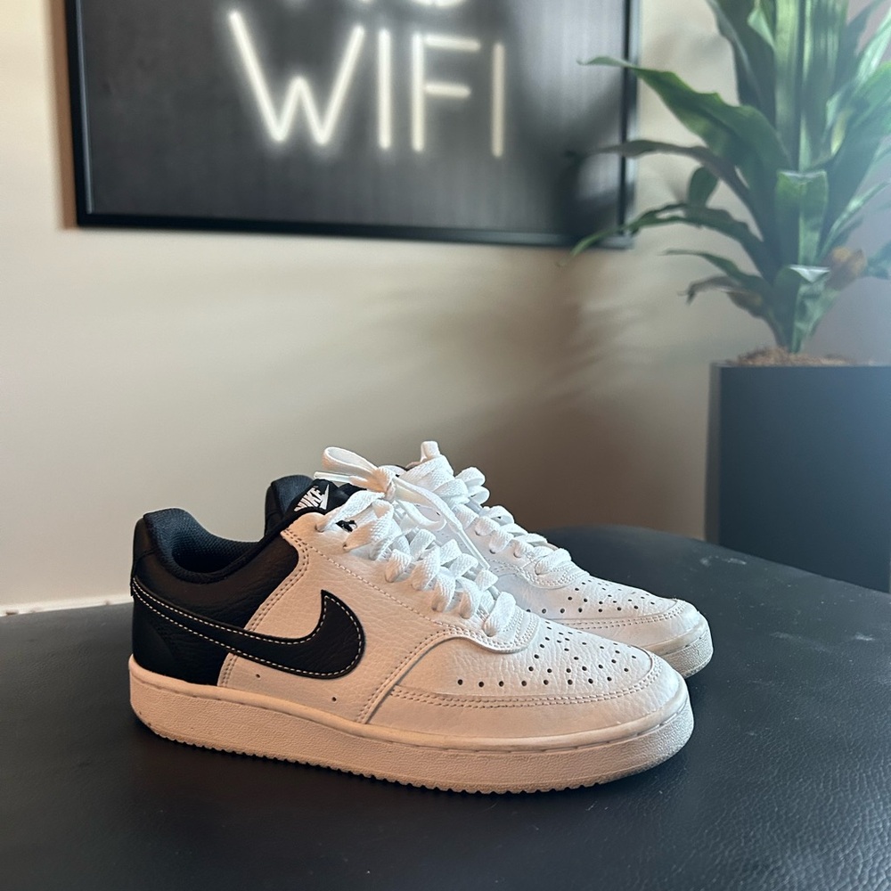Nike Court Vision